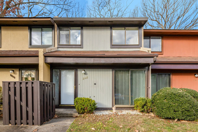 2142 Cartwright Place Reston VA. 20191