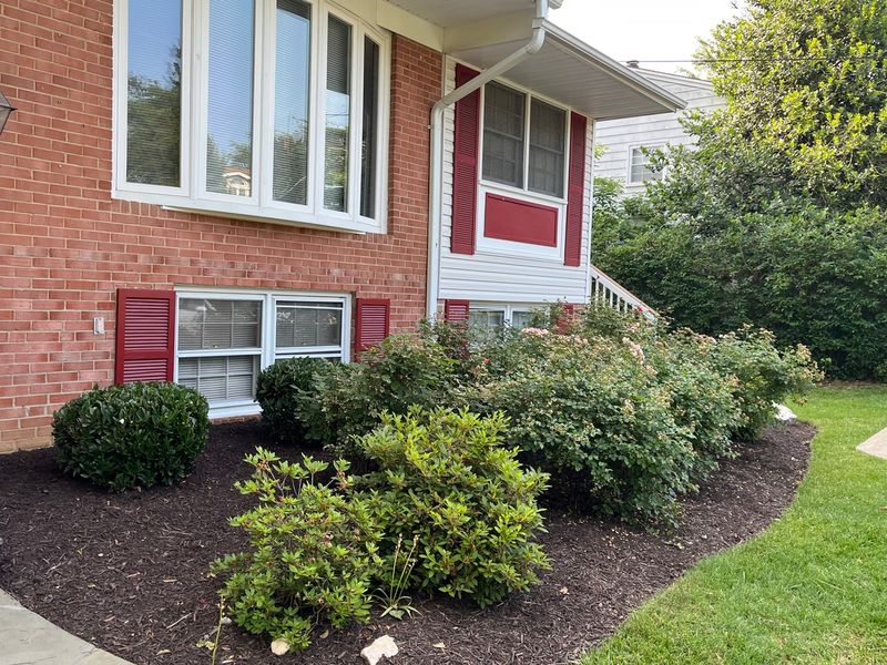 6009 Jennings Ln, Springfield VA 22150
